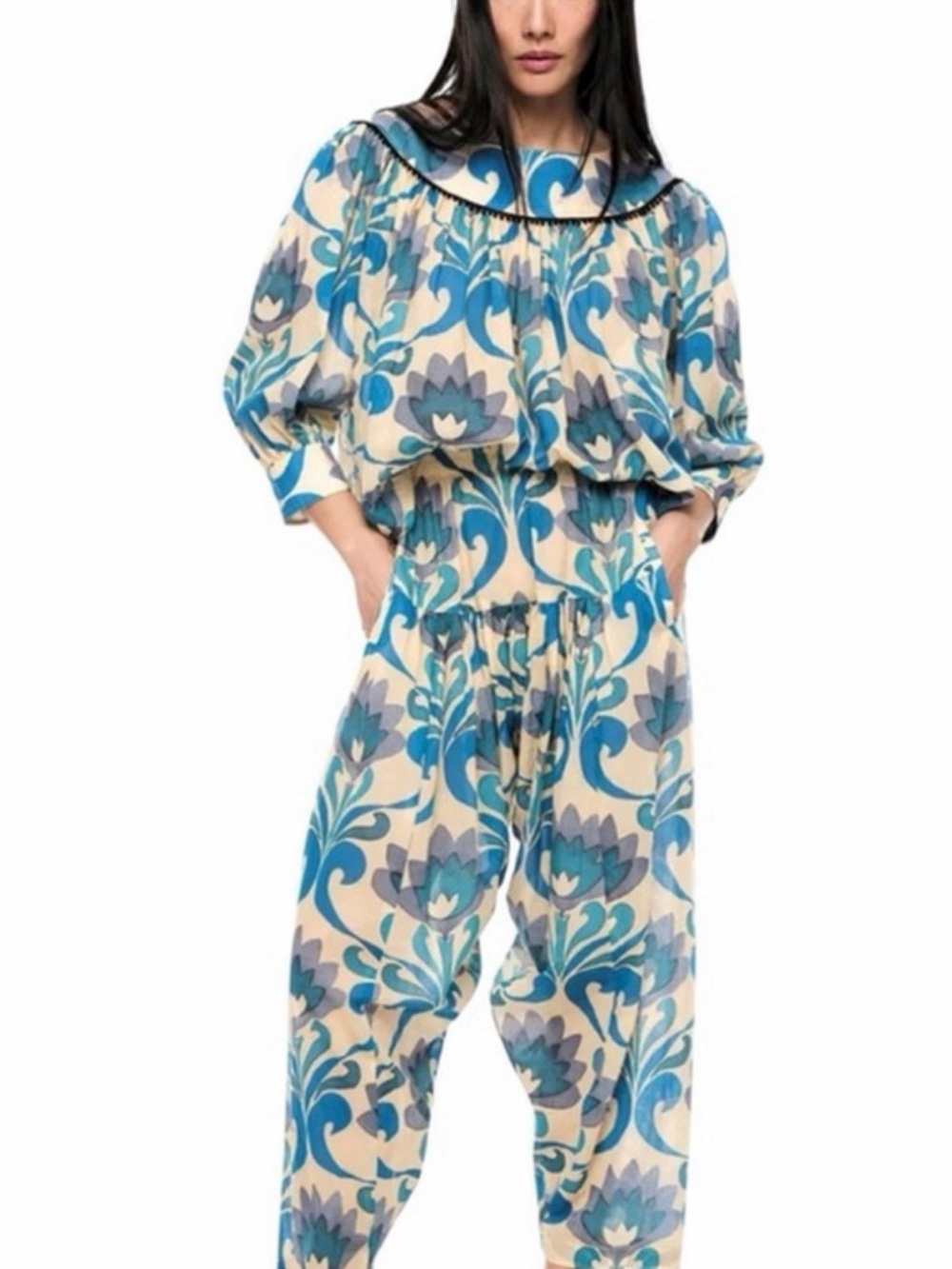 Smythe harem pants
Blue abstract floral
100% light weight cotton